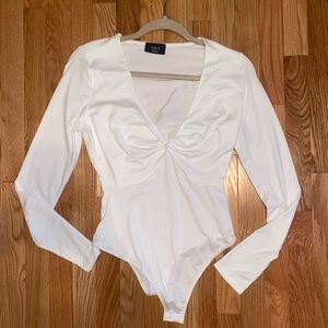 Vici Kammy Long Sleeve Twist Knit Bodysuit - Medium